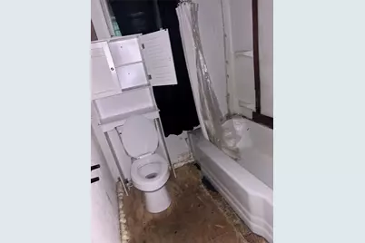 507 King Street, Cuero, TX 77954 - Photo 8