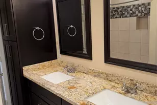 2942 Altoona St, Houston, TX 77026 - Photo 8