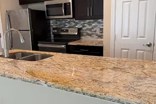 2942 Altoona St, Houston, TX 77026 - Photo 4