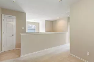 106 E Stedhill Loop, The Woodlands, TX 77384 - Photo 16