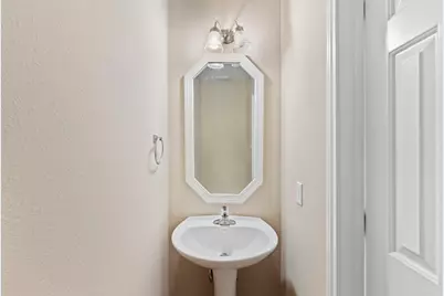 106 E Stedhill Loop, The Woodlands, TX 77384 - Photo 8