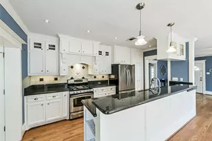 424 W 30th St, Houston, TX 77018 - Photo 14