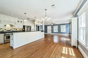 424 W 30th St, Houston, TX 77018 - Photo 12