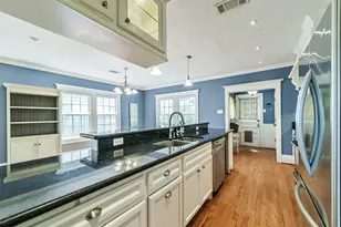 424 W 30th St, Houston, TX 77018 - Photo 16