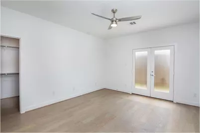 462 S Centro Circle, Shenandoah, TX 77385 - Photo 6