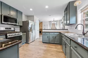 17611 S Summit Canyon Dr, Houston, TX 77095 - Photo 12