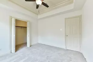 166 E Capstone Cir, The Woodlands, TX 77381 - Photo 40