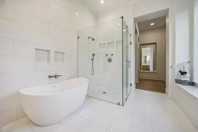 15 W Rivercrest Drive, Houston, TX 77042 - Photo 18