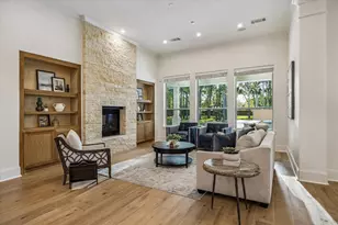 15 W Rivercrest Dr, Houston, TX 77042 - Photo 4