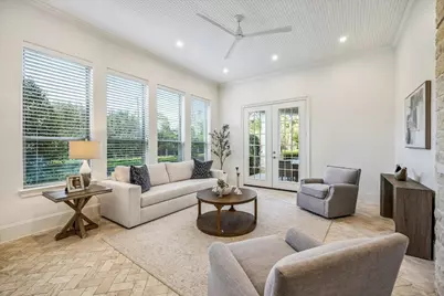 15 W Rivercrest Drive, Houston, TX 77042 - Photo 12