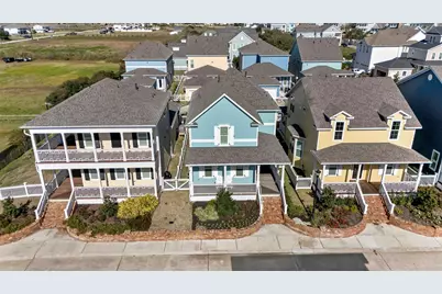 4 Caravelle Court, Galveston, TX 77554 - Photo 4
