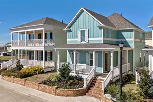 4 Caravelle Ct, Galveston, TX 77554 - Photo 1