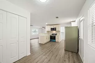 61 Hicks Loop W, Cleveland, TX 77328 - Photo 8