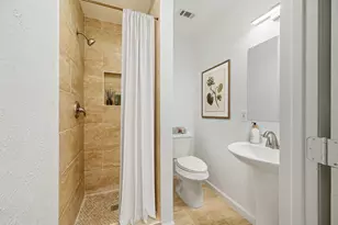 61 Hicks Loop W, Cleveland, TX 77328 - Photo 32