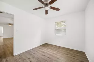 61 Hicks Loop W, Cleveland, TX 77328 - Photo 28