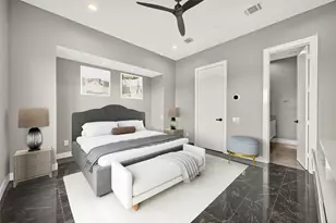 5919 E Post Oak Ln, Houston, TX 77055 - Photo 24