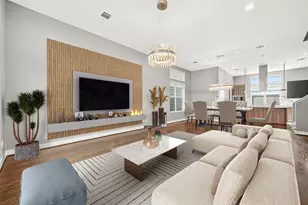 5919 E Post Oak Ln, Houston, TX 77055 - Photo 2