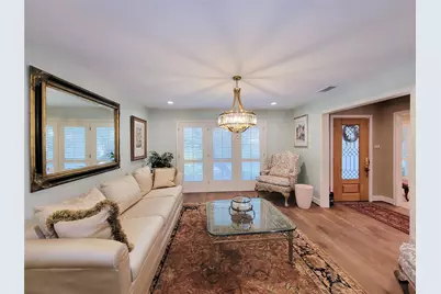 5 Hunters Branch Drive, Houston, TX 77024 - Photo 10
