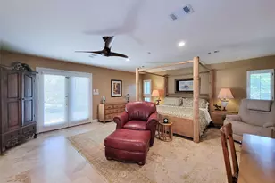 5 Hunters Branch Dr, Houston, TX 77024 - Photo 30