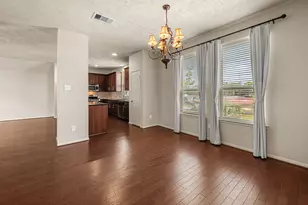 3327 Home Point Dr, Houston, TX 77091 - Photo 4