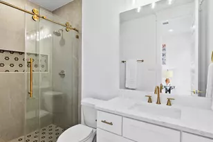 821 N Loop Center S, Houston, TX 77022 - Photo 34