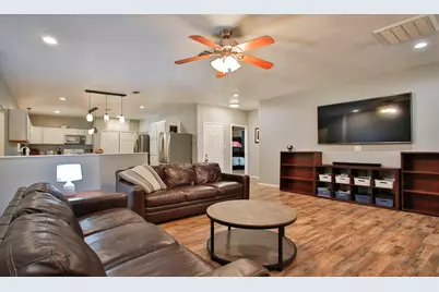 1784 Greenbelt Drive, Cleveland, TX 77328 - Photo 10