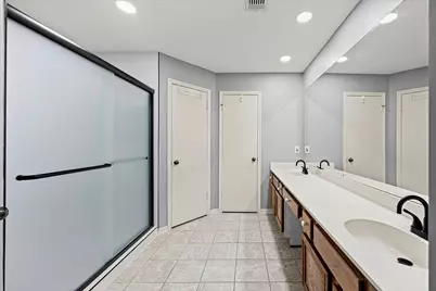 8511 Fawn Terrace Drive, Houston, TX 77071 - Photo 12