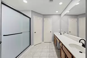 8511 Fawn Terrace Dr, Houston, TX 77071 - Photo 12