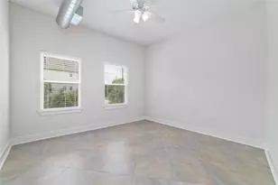 1011 Studemont St, Houston, TX 77007 - Photo 16