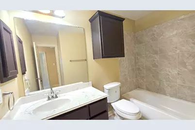 8031 E Canyon Street, Houston, TX 77051 - Photo 16