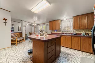 204 Wimberly Dr, Livingston, TX 77351 - Photo 10