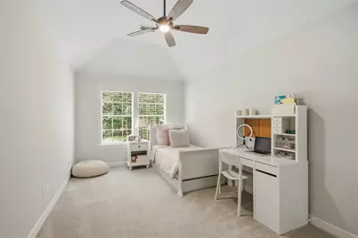 3 Edgecliff Place, The Woodlands, TX 77382 - Photo 34