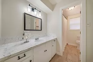 1410 Parkside Dr, Pasadena, TX 77502 - Photo 10