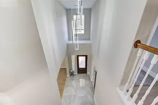 5512 Canyon Bluff Ln, Rosharon, TX 77583 - Photo 4