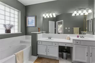 123 Island Breeze Cir, League City, TX 77573 - Photo 14