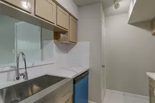 3300 Pebblebrook Dr, Seabrook, TX 77586 - Photo 10