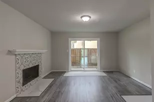 3300 Pebblebrook Dr, Seabrook, TX 77586 - Photo 12