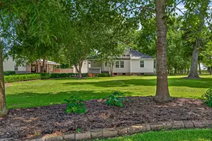 238 Horse Shoe Trail, Angleton, TX 77515 - Photo 1