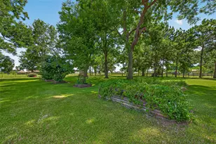 238 Horse Shoe Trail, Angleton, TX 77515 - Photo 44