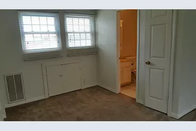 1014 Graham Drive #J4, Tomball, TX 77375 - Photo 6