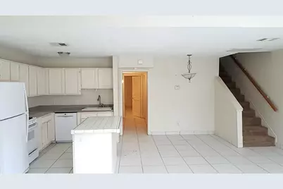 1014 Graham Drive #J4, Tomball, TX 77375 - Photo 2