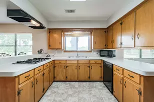 18211 Mueschke Rd, Cypress, TX 77433 - Photo 16