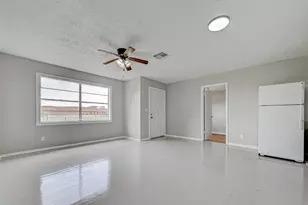 9709 Fairland Dr, Houston, TX 77051 - Photo 4