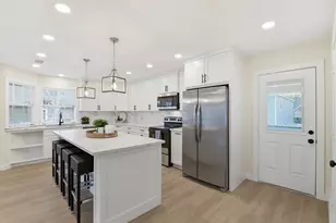 900 Cedar Rd, Kemah, TX 77565 - Photo 10