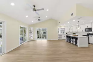 900 Cedar Rd, Kemah, TX 77565 - Photo 8