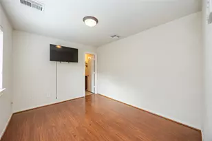 3008 Clearview Circle, Houston, TX 77025 - Photo 18
