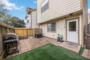 3008 Clearview Circle, Houston, TX 77025 - Photo 32