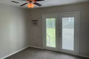 122 S Circle Dr, Liverpool, TX 77577 - Photo 10