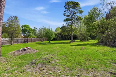 3513 E Bayou Drive, La Porte, TX 77571 - Photo 40