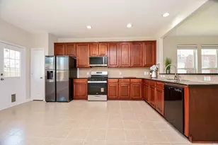 13013 Ferry Cove Ln, Pearland, TX 77584 - Photo 10